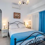 Blue Dolphin Antiparos Family Pool *