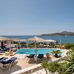Blue Dolphin Antiparos Family Pool Appartamento *