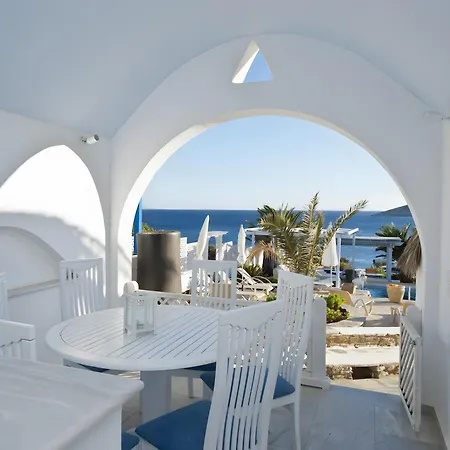 Blue Dolphin Antiparos Family Pool