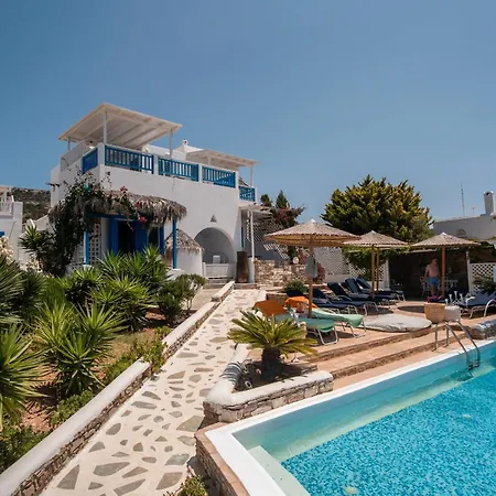 Daire Blue Dolphin Antiparos Family Pool *