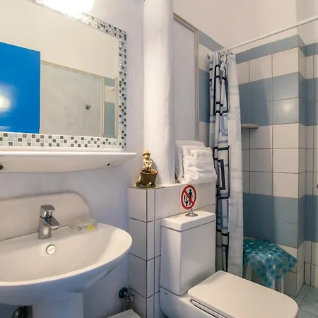 Blue Dolphin Antiparos Family Pool *